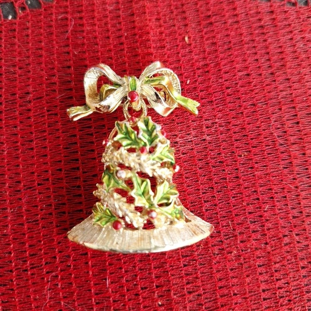 Gerrys Bell Brooch Vtg Christmas Gold Tone Bow Green Red Enamel Jewelry Pin 2"